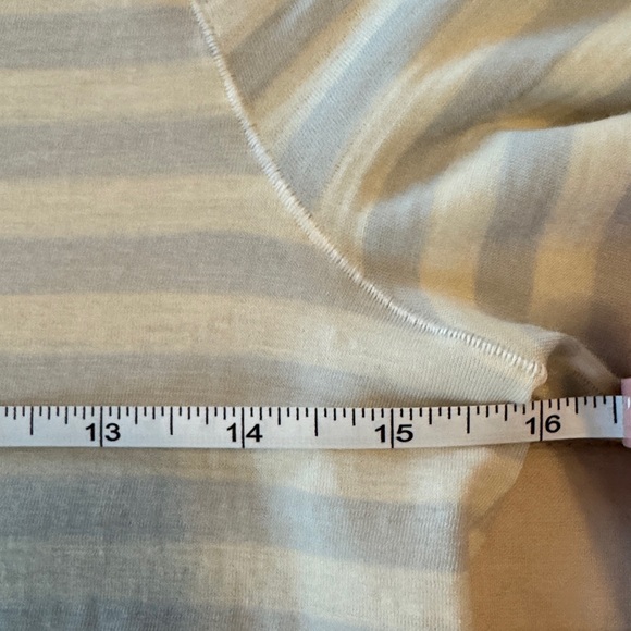 Patagonia Light Blue & Cream Striped Half-Zip Pullover - Picture 4 of 5